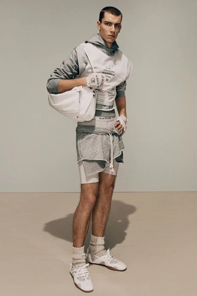Look 11